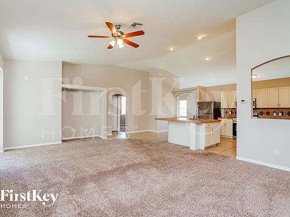 4th image of 4410 NW 22nd St