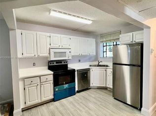 1258 S Military Trl APT 813, Deerfield Beach, FL 33442
