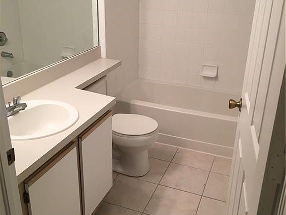 4th image of 6321 Aragon Way APT 201