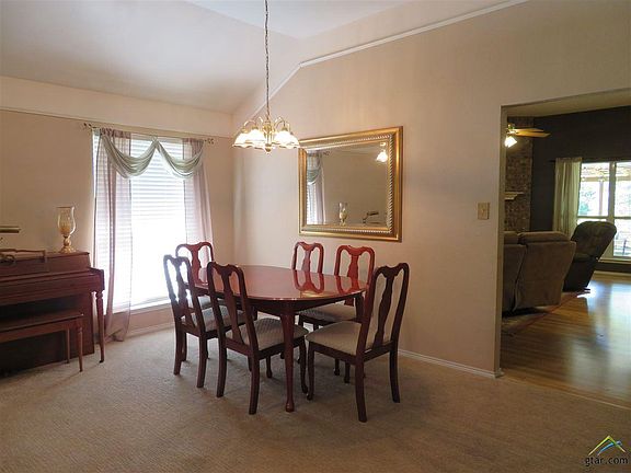 4th image of 12981 Lauren Ln