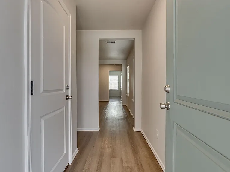 10810 NW 119th Pl — Photo 7