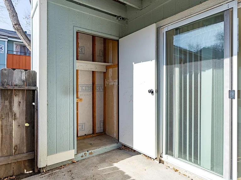 4606 Neil Rd #185 — Photo 18