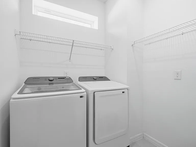 141 Wheatfield Ave — Photo 17