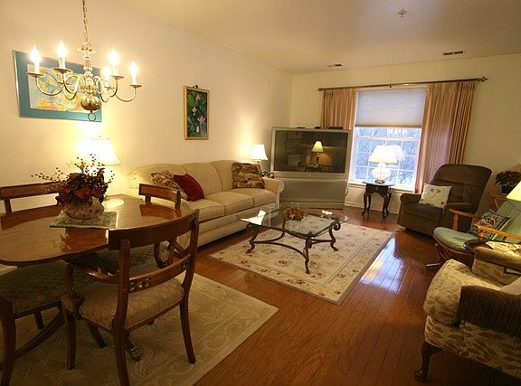 3rd image of 12950 Meadow View Ct Unit 105