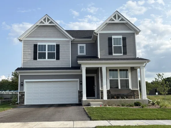 916 Bain Rd, Batavia, IL 60510