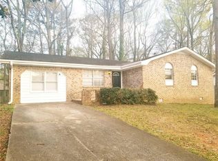 3810 Leisure Ln, Atlanta, GA 30349
