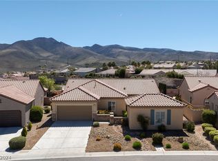 2110 Sandstone Cliffs Dr, Henderson, NV 89044