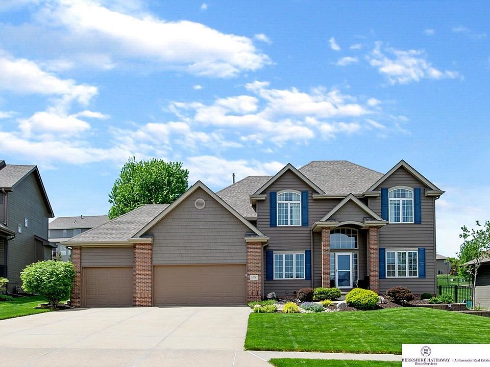 1st image of 3558 S 197th St