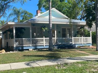 1723 Oval Dr S, Sarasota, FL 34239