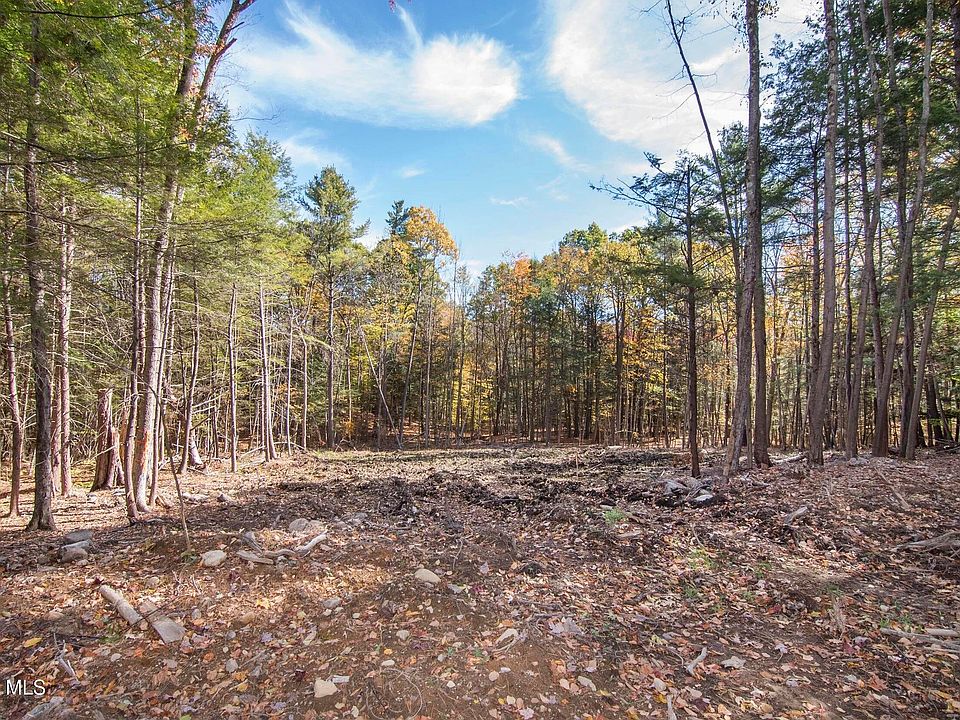 1st image of 103a Sand Hill Road