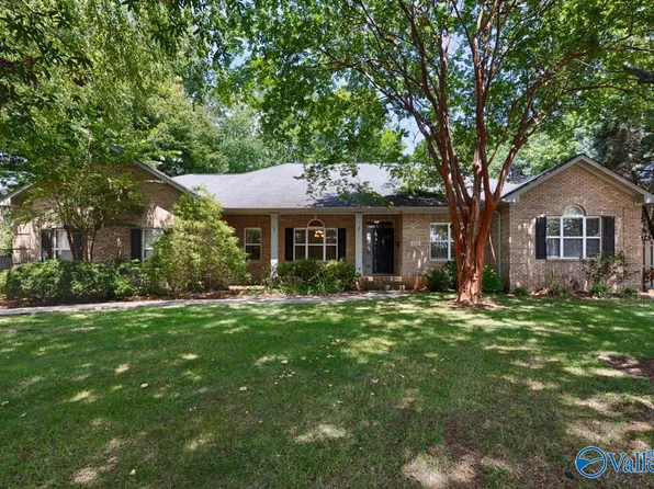 122 Fox Lake Dr, Madison, AL 35758