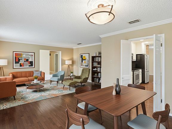 4th image of 4455 Chedlea Ave