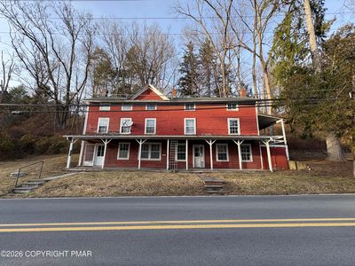 565 River Rd, East Stroudsburg, PA, 18301