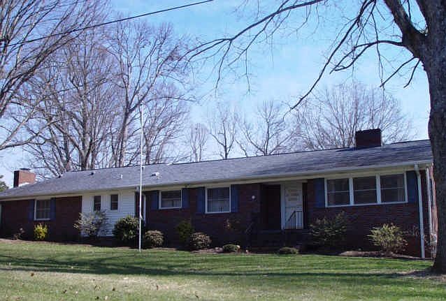 1st image of 455 Heritage Dr
