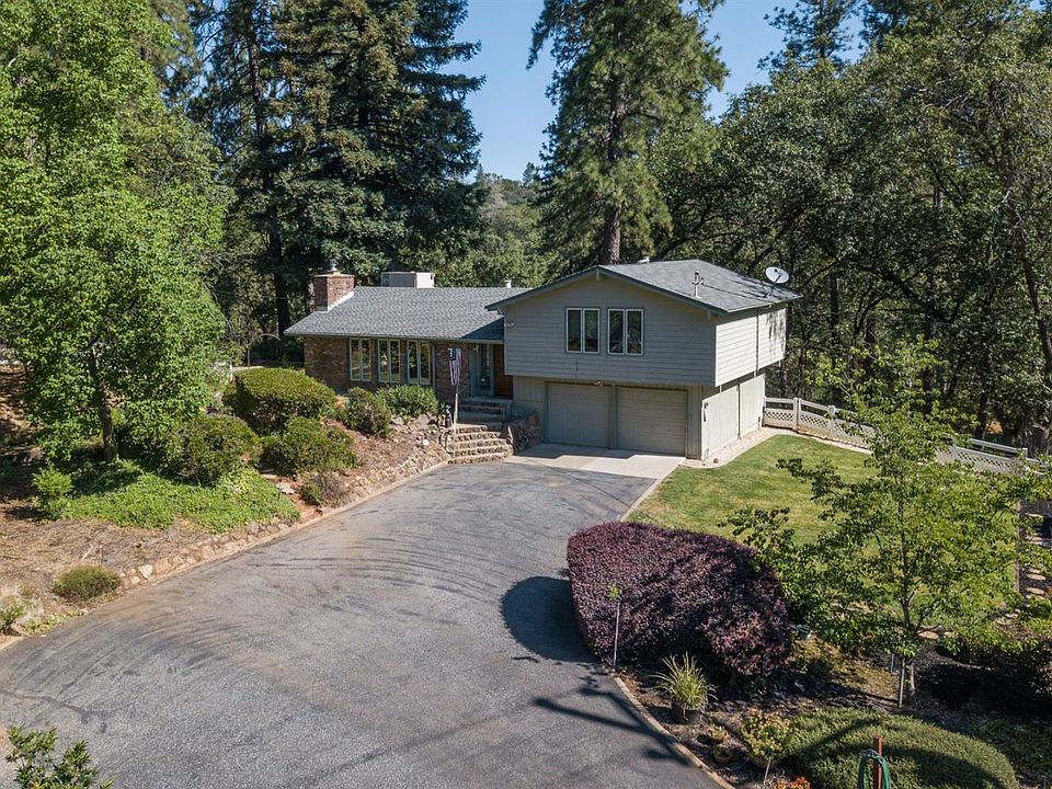 1st image of 365 Black Oak Dr