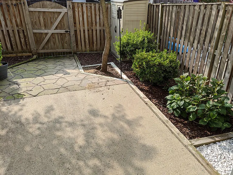 6076 Crown Royal Cir — Photo 27