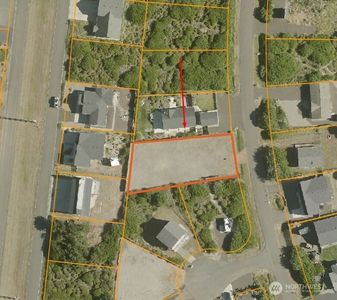 1075 Greenview Avenue SW, Ocean Shores, WA, 98569