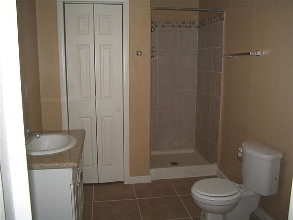 4th image of 34748 Agarita Ave