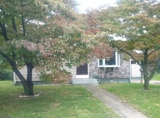 107 N Riverview Rd, Phillipsburg, NJ 08865