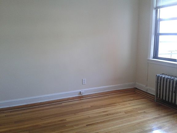 3rd image of 3231 43rd St #2