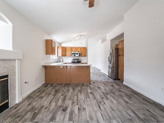 4th image of 3954 Dusty Coral St