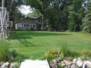 N7470 Arrowhead Ln, Elkhorn, WI 53121