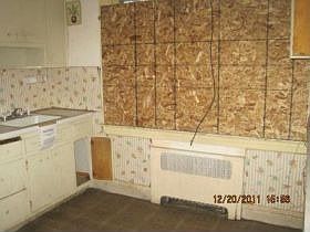 2nd image of 138 N 12th St
