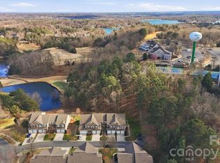719 Deerbrook Ln #252, Fort Mill, SC 29708