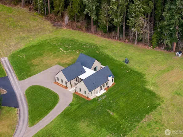 210 Eagle Court, Woodland, WA 98674