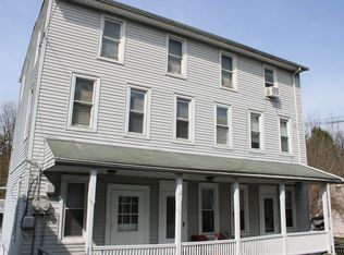 142 W Main St APT C, Windsor, PA 17366