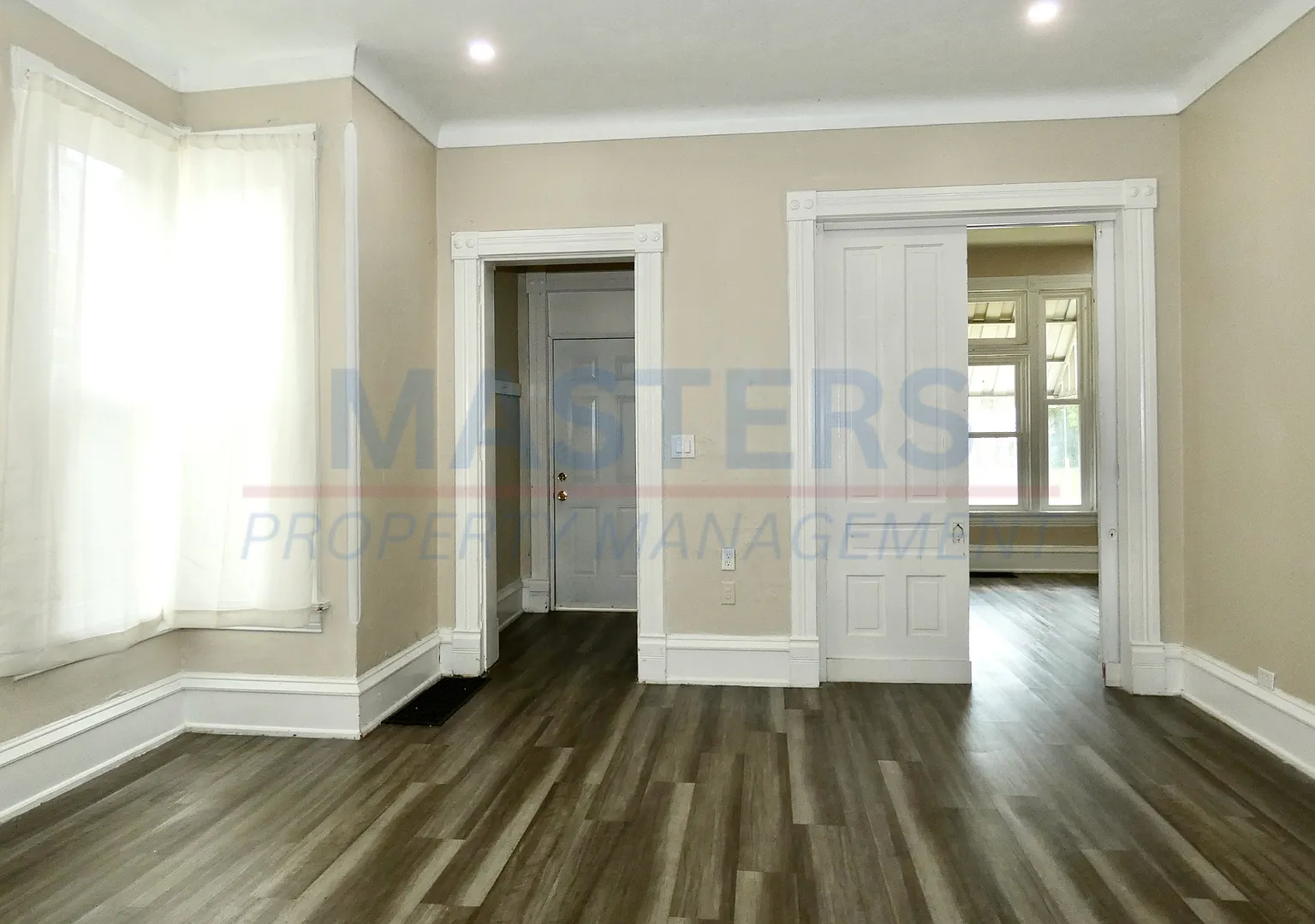 Discover this 3-bedroom, 1-bath home in Toledo, OH — Photo 2