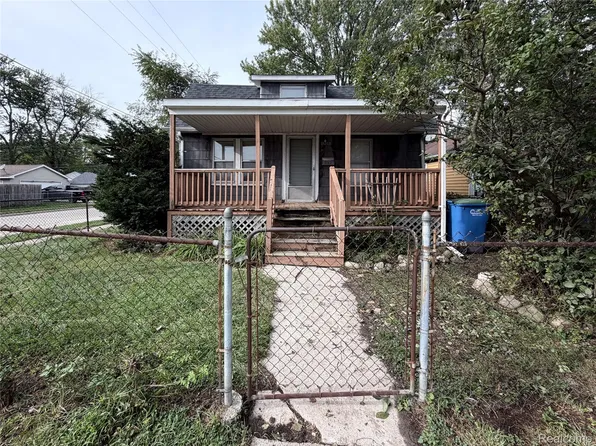 8203 Hudson Ave, Warren, MI 48089