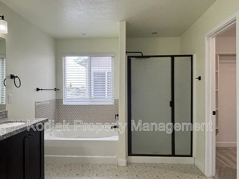 12724 S Quail Lake Dr — Photo 8