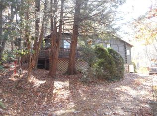 38 Village Rd, Franklin, NC 28734