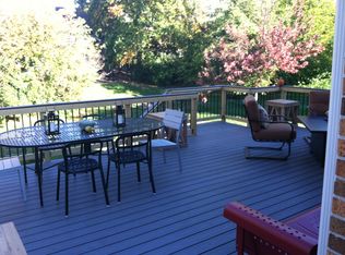 37 Overlook Dr, Fort Thomas, KY 41075