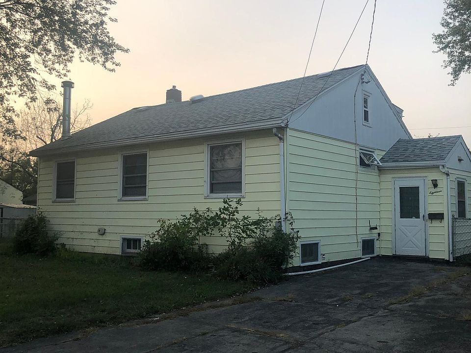 1st image of 18 Shelby Dr