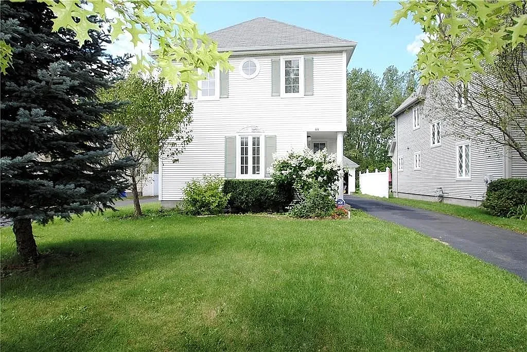 Building Photo - 111 Schilling Ln