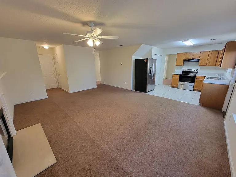 1106 Saint Phillips Ct — Photo 7