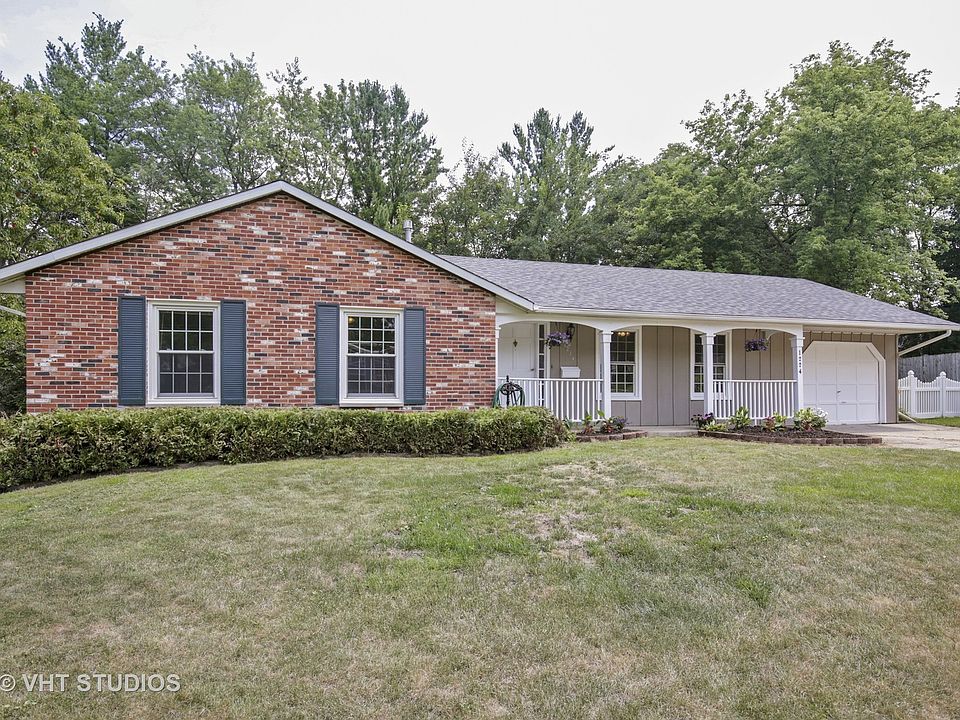 1st image of 1224 Fox Glade Ct