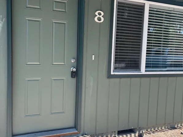 725 Bennett Ave #1-12, Medford, OR 97504