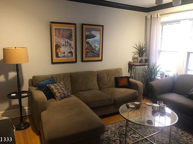 1st image of 1333 W Carmen Ave #213