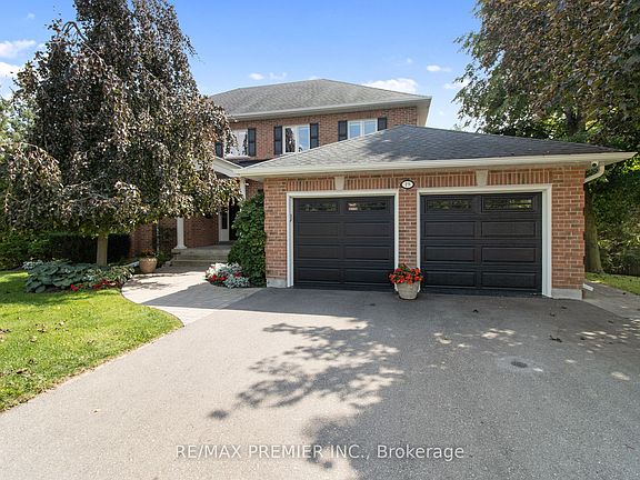 2nd image of 19 Stockdale Cres