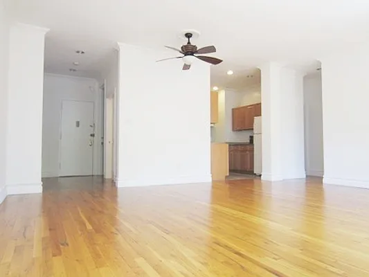 Rented by City Connections Realty | media 16