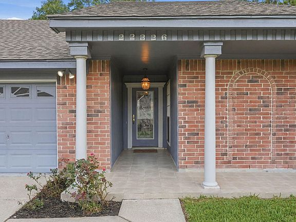 2nd image of 22326 Mosswillow Ln