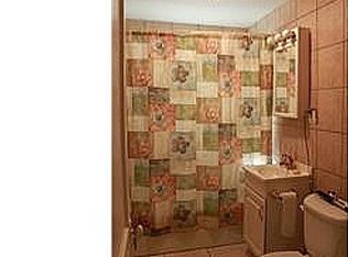 327 Sycamore Ave, Folsom, PA 19033