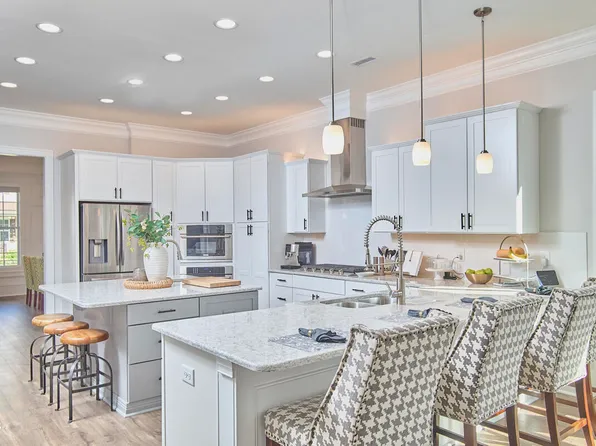 1152 Lowland St, Apex, NC 27523