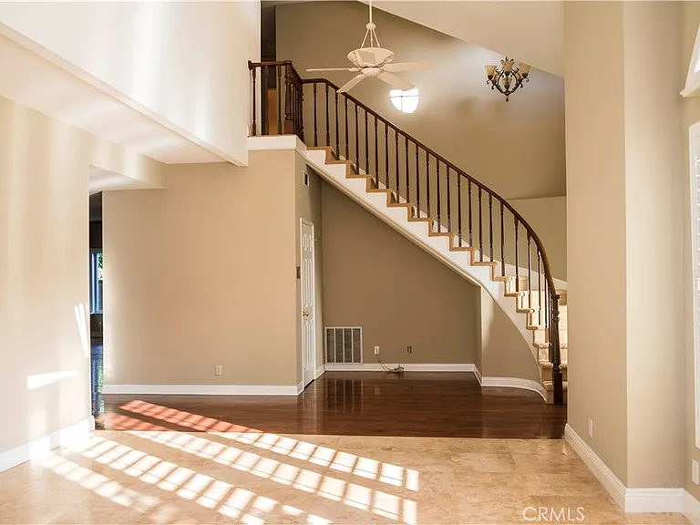 2822 Jason Ct — Photo 4