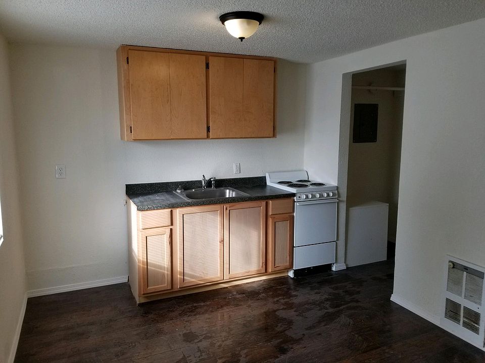 2nd image of 2009 E Sherman Ave APT 16