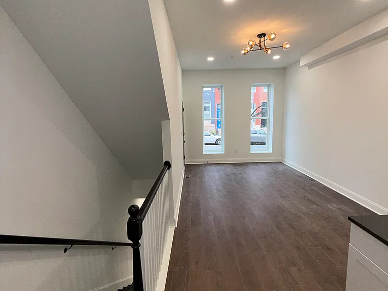 2028 Druid Hill Ave — Photo 22