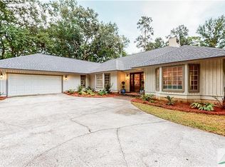 1 Fire Thorne Ln, Savannah, GA 31411